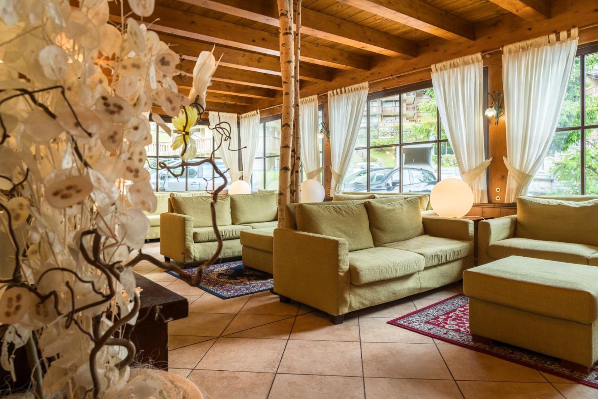 Hotel Betulla Madonna エクステリア 写真